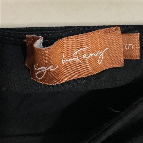 Beige Botany Elegant Black Sleeveless Dress with Ruched side and Rose Detail S - Picture 4 of 8